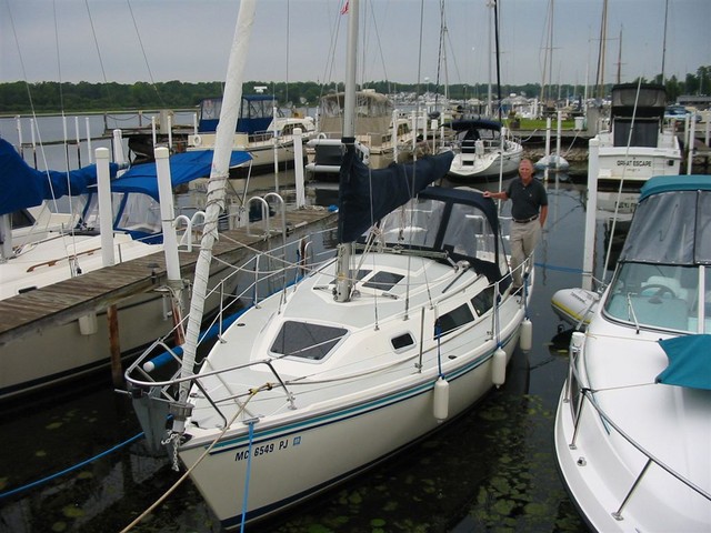 Catalina 270 at Marina in Michigan