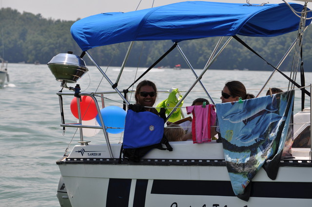 Waiting for Boat Parade to start..(pics from John Douglas, J Little brother-in-law)