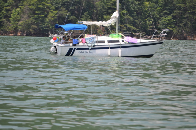 Waiting for Boat Parade to start..(pics from John Douglas, J Little brother-in-law)