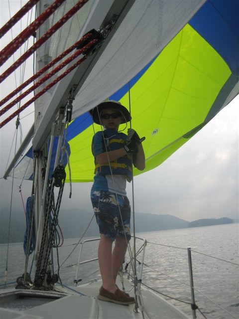 flying spinnaker on Wild Blue Yonder