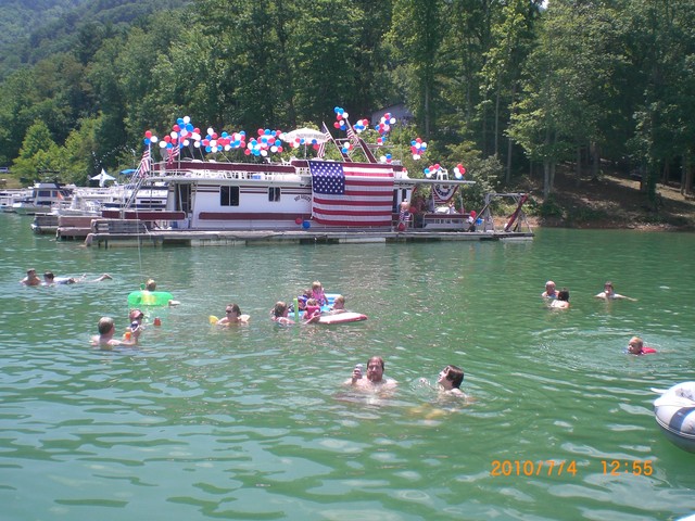 The sailboat dock swimming hole (pics from C. Lucas)