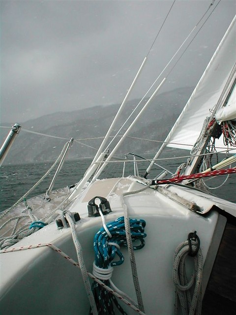 Cockpit of Windard, Jeff Arnfield, Feb 5, 2006
Winds 15-25 kt, 28 degrees, snow on ground, more coming down..