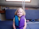 Millican family... Chip Angie and the four
girls sailing on Roger Langrel's Hunter 23