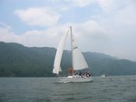 A little more sailing between the eating..