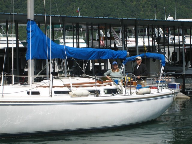 Transient racers arriving from Mallard Cove