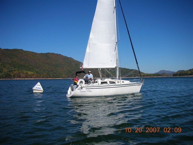 5th Fall Race, Just for Fun, around the island.. [Pictures from Mark Galloway]