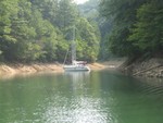 Last three boats in cove as boats return to Lakeshore