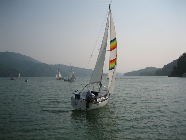 Starting line behind markers in Lakeshore Harbor
