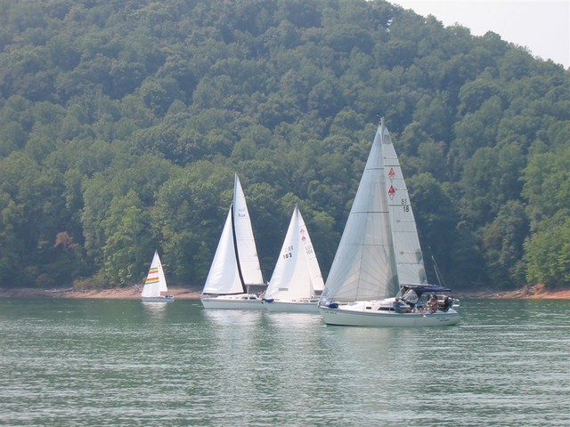 Wind starts to die near finish line at Butler bridge (Photo by Clarke Lucas)