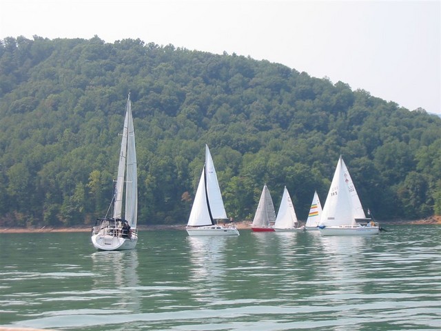 Wind starts to die near finish line at Butler bridge (Photo by Clarke Lucas)