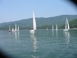 Wind starts to die near finish line at Butler bridge (Photo by Clarke Lucas)