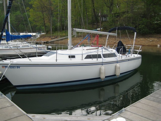 Catalina 28 b