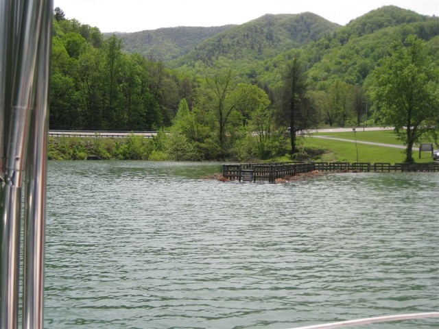 Approaching Rat Branch Boat Ramp